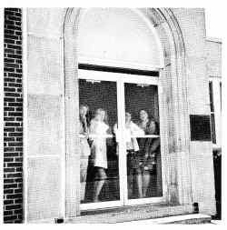 1970 Front Door.jpg (842402 bytes)