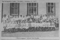 1908 Bridgeport 3rd Grade Class.jpg (610489 bytes)