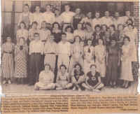 1935 Bridgeport High School Class.jpg (10451476 bytes)