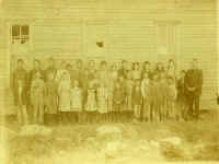 East Mound School - Abt. 1910.jpg (1212026 bytes)
